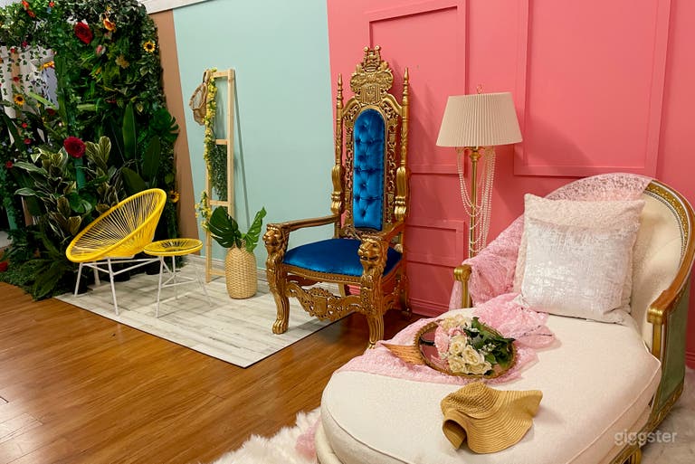  Accesorios de escalera 
Accesorios de frutas falsas 
Conjunto de jardín tropical 
Trono real 
Conjunto de piano vintage victoriano 
Conjunto Tulum 
Pared cyc 
 