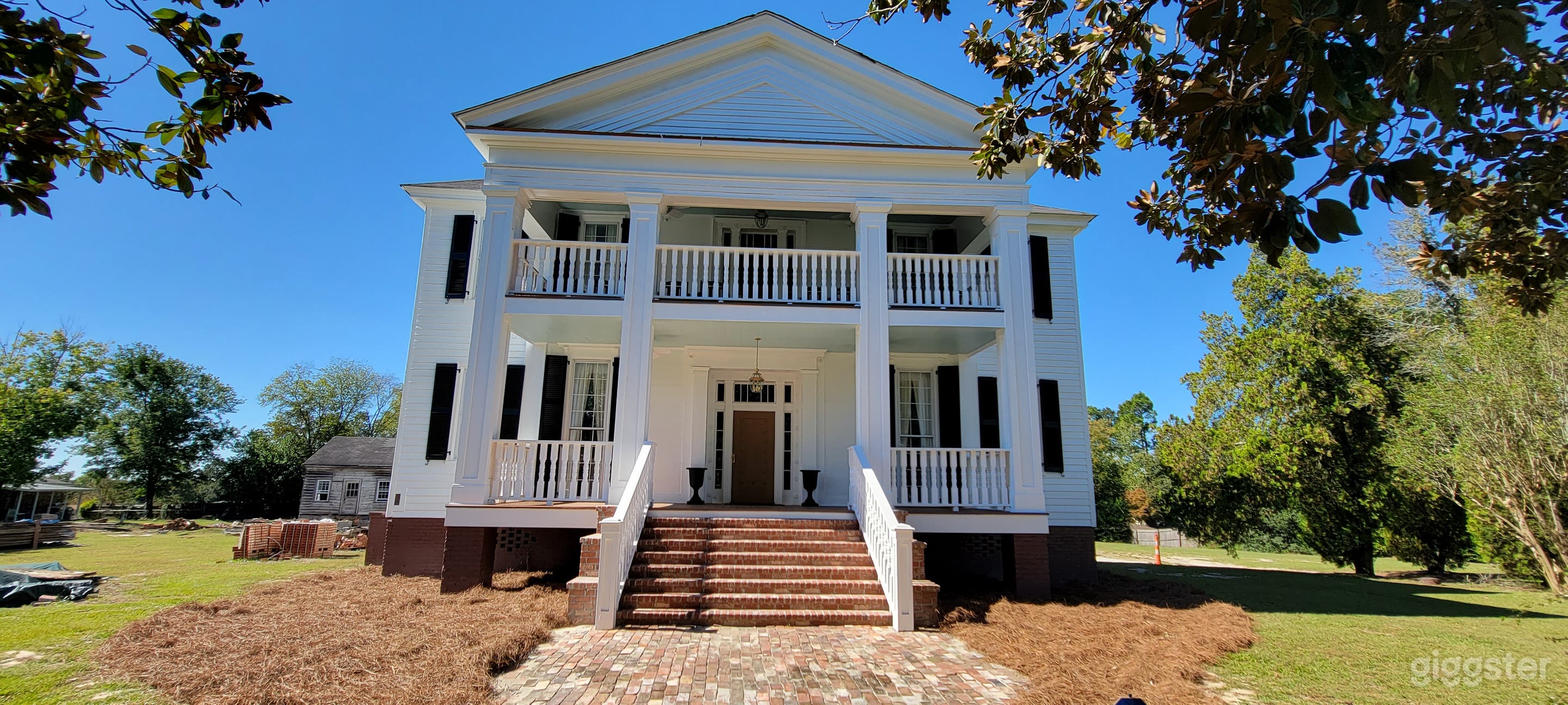 East facing Greek Revival porch fronting Martintown Rd
