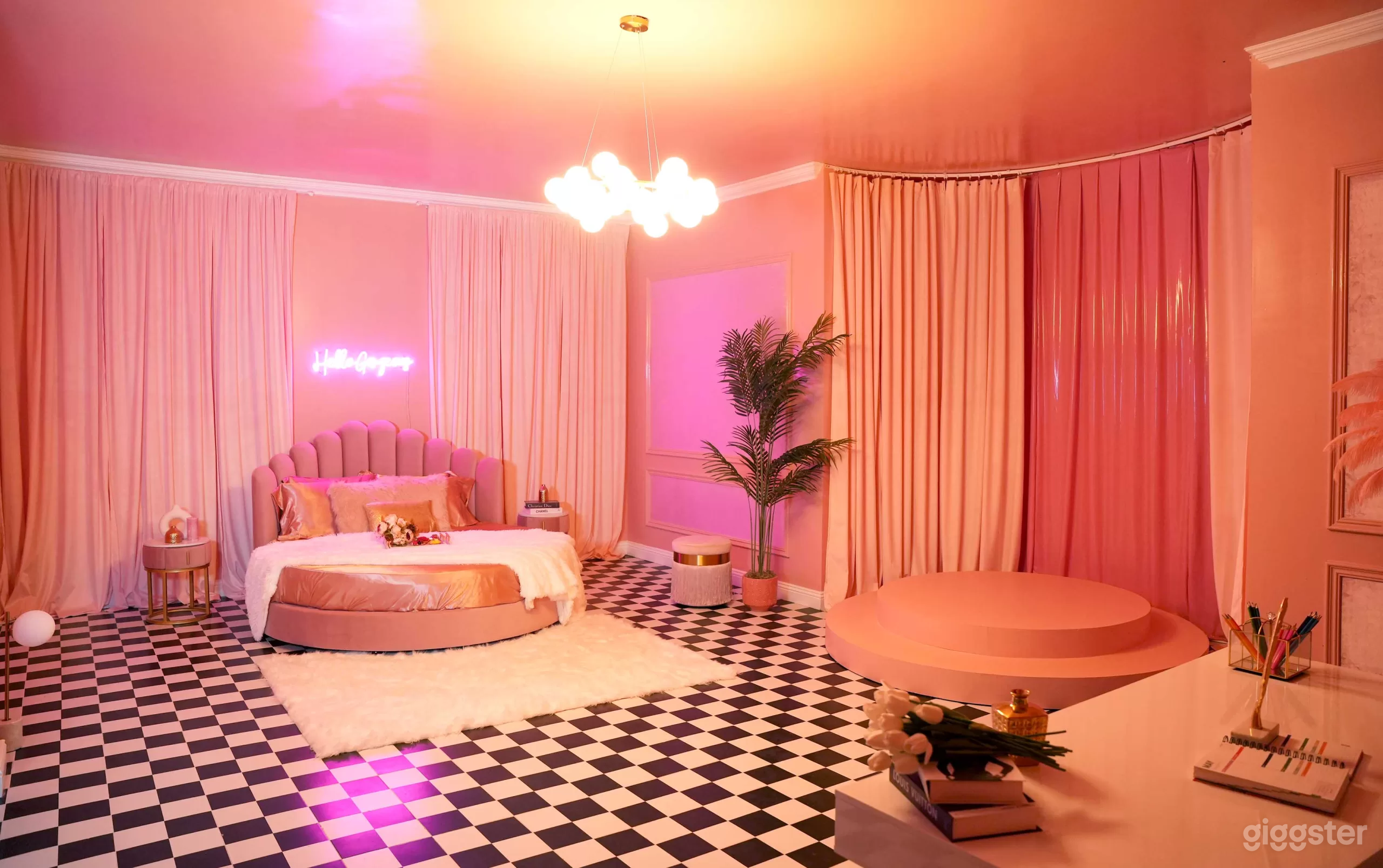 The Pink Dream Set Photo 1