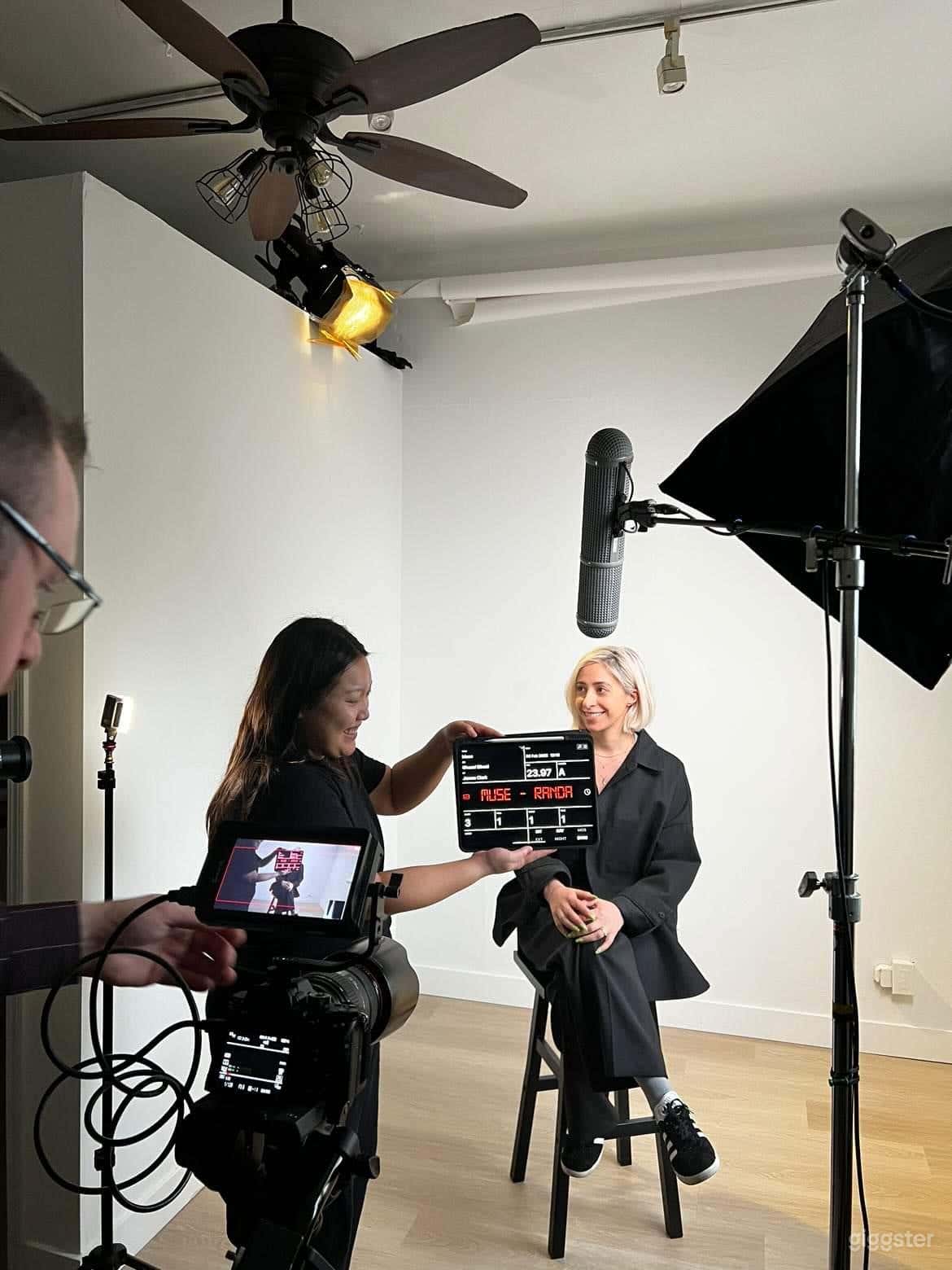 Vintage Shop Studio Room Photo 2