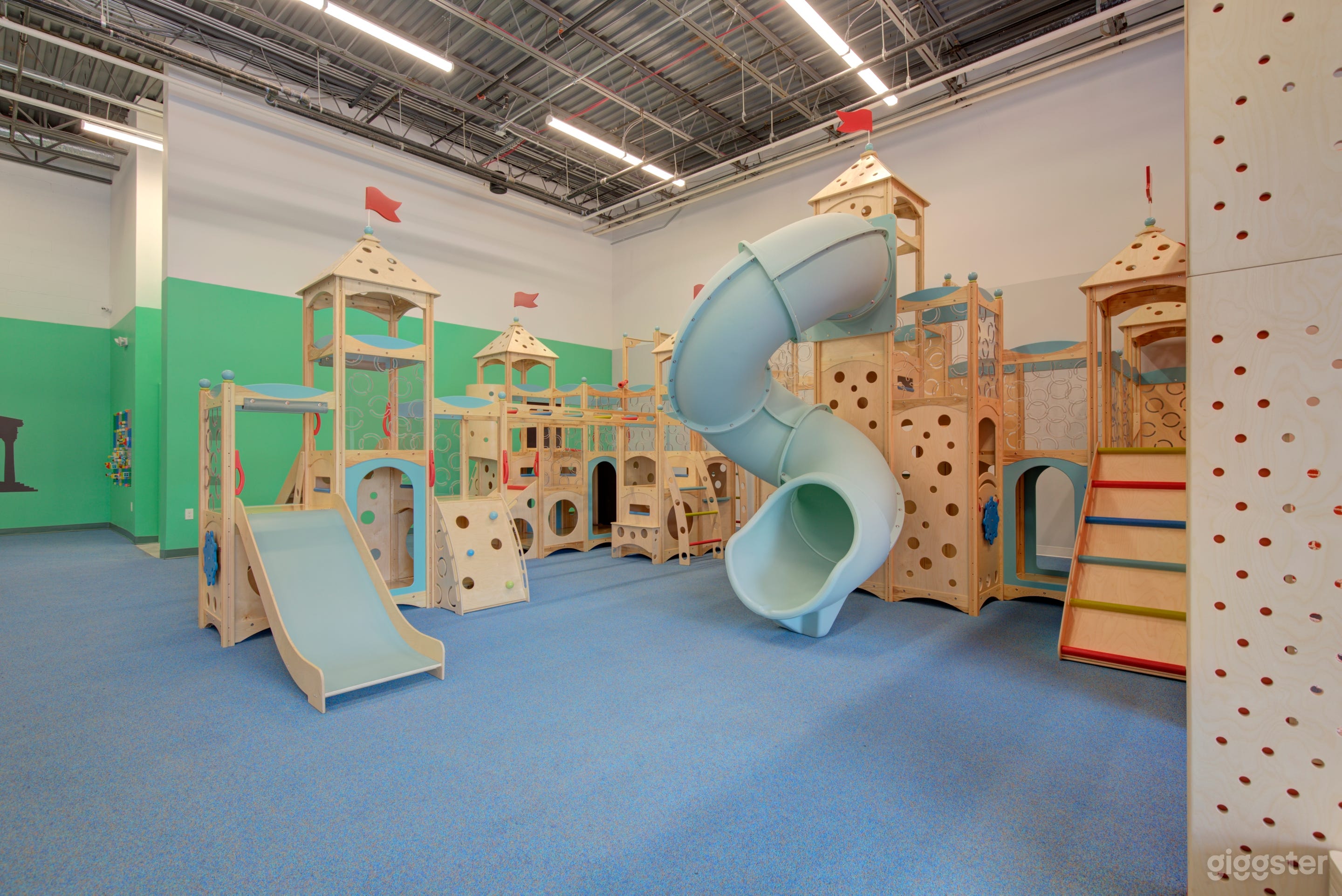 Bright, Clean, &amp; Travel-Themed Indoor Playground Photo 1