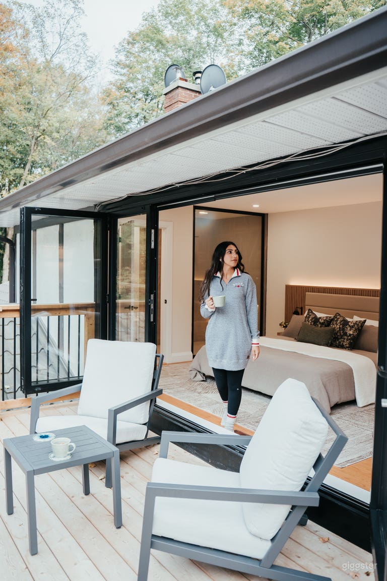  Animal Sanctuary B&B On 10 Acres 