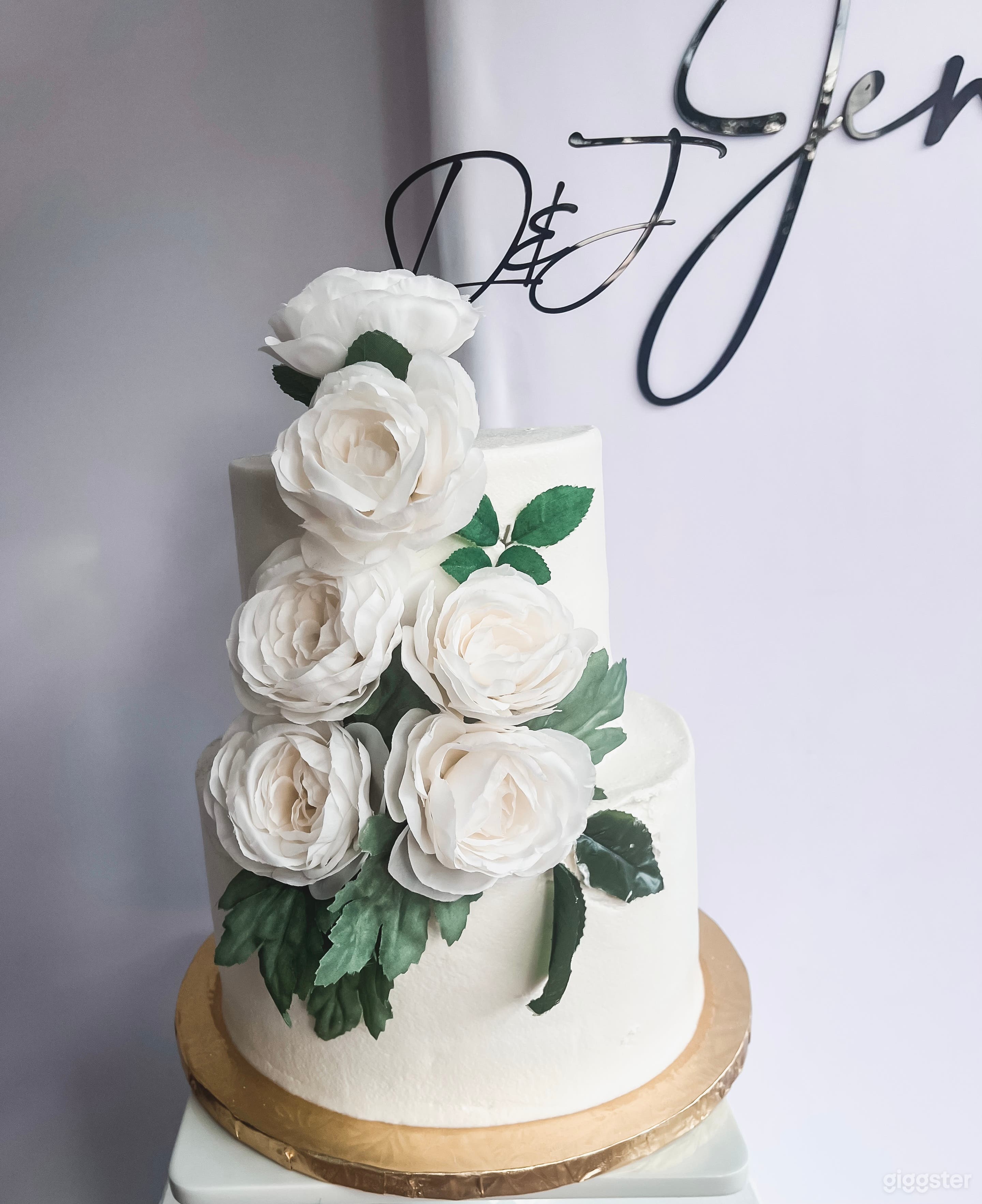 Westchester Oasis nestled in Nature Photo 4