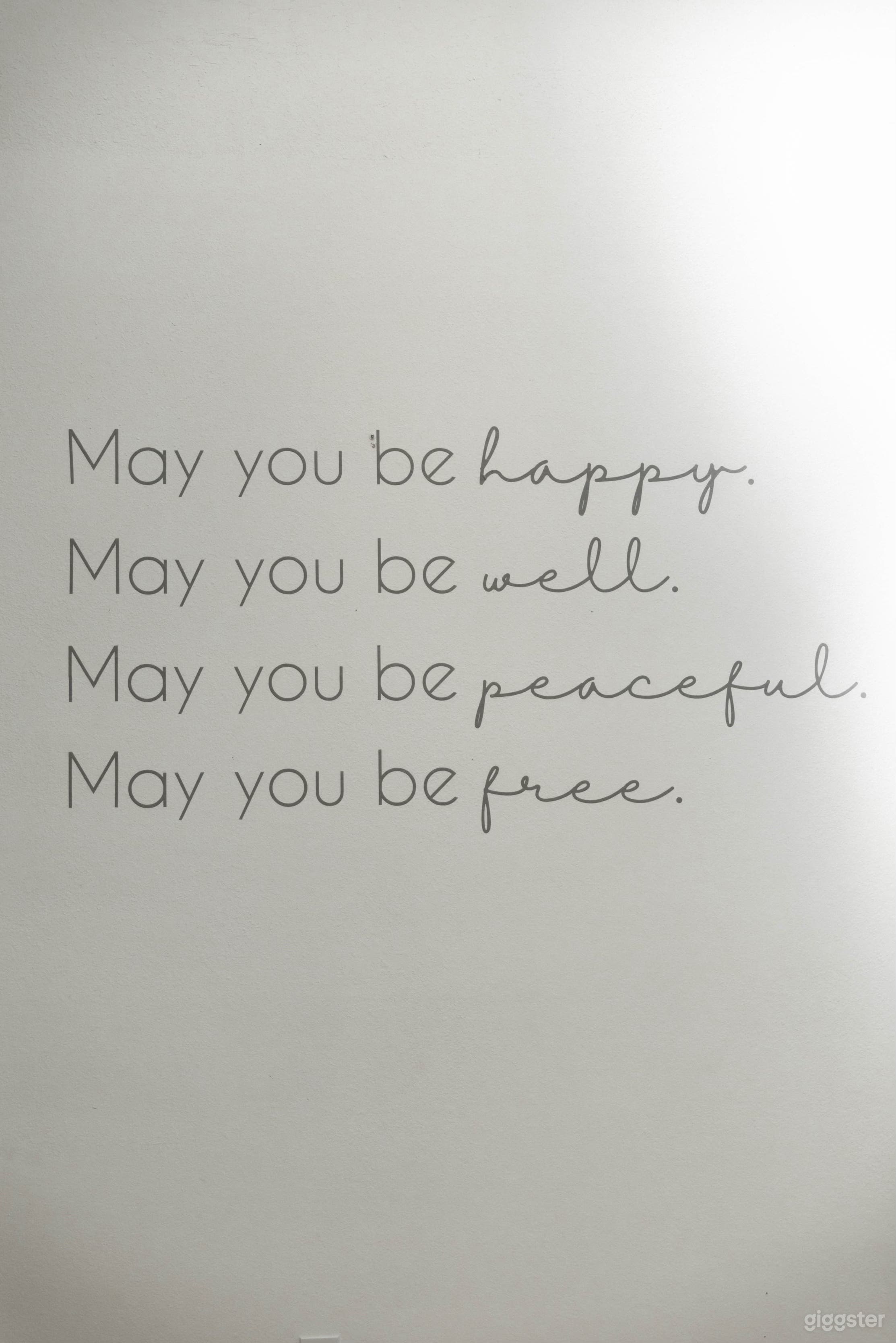 Spacious And Clean Yoga Studio In San Rafael Photo 4