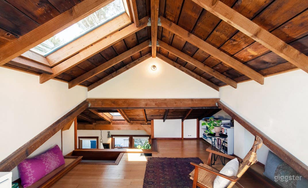 California Bungalow with Wood Beamed Ceilings Photo 2