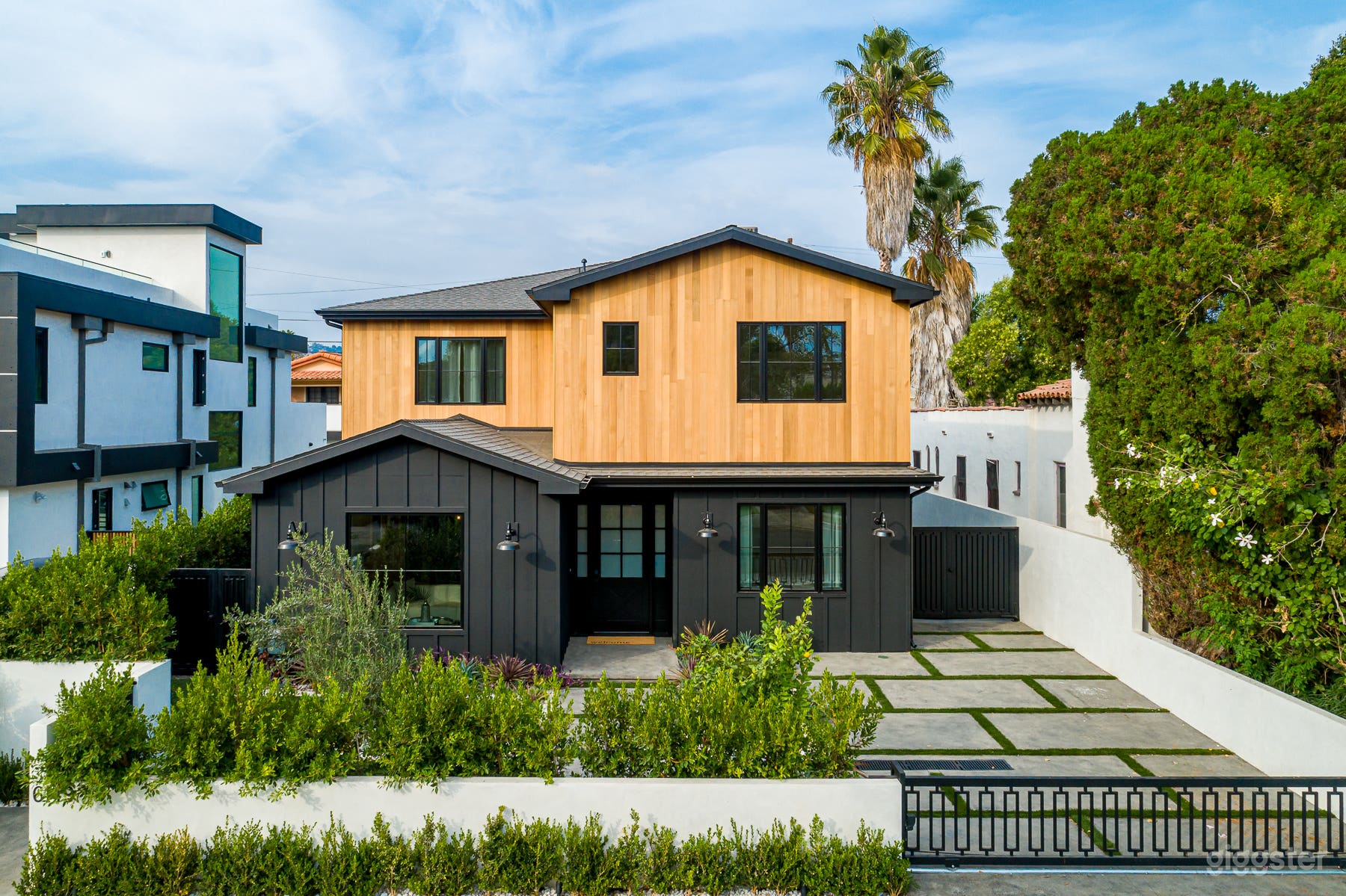 Luxury Farmhouse Photo 1