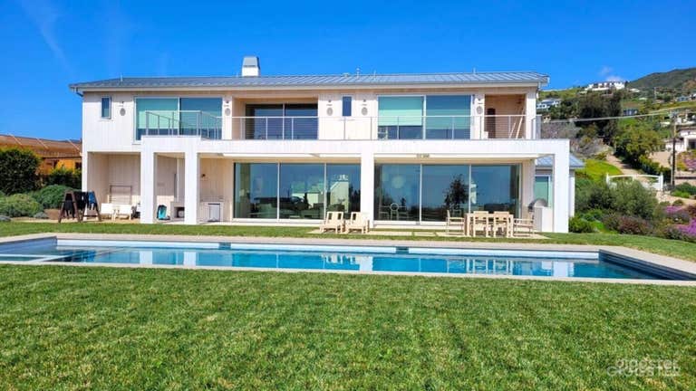  #404 Modern Malibu Pool with Guest house 