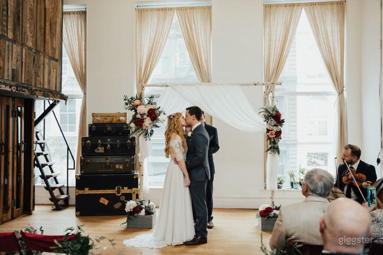  Designer SoHo Loft Space 