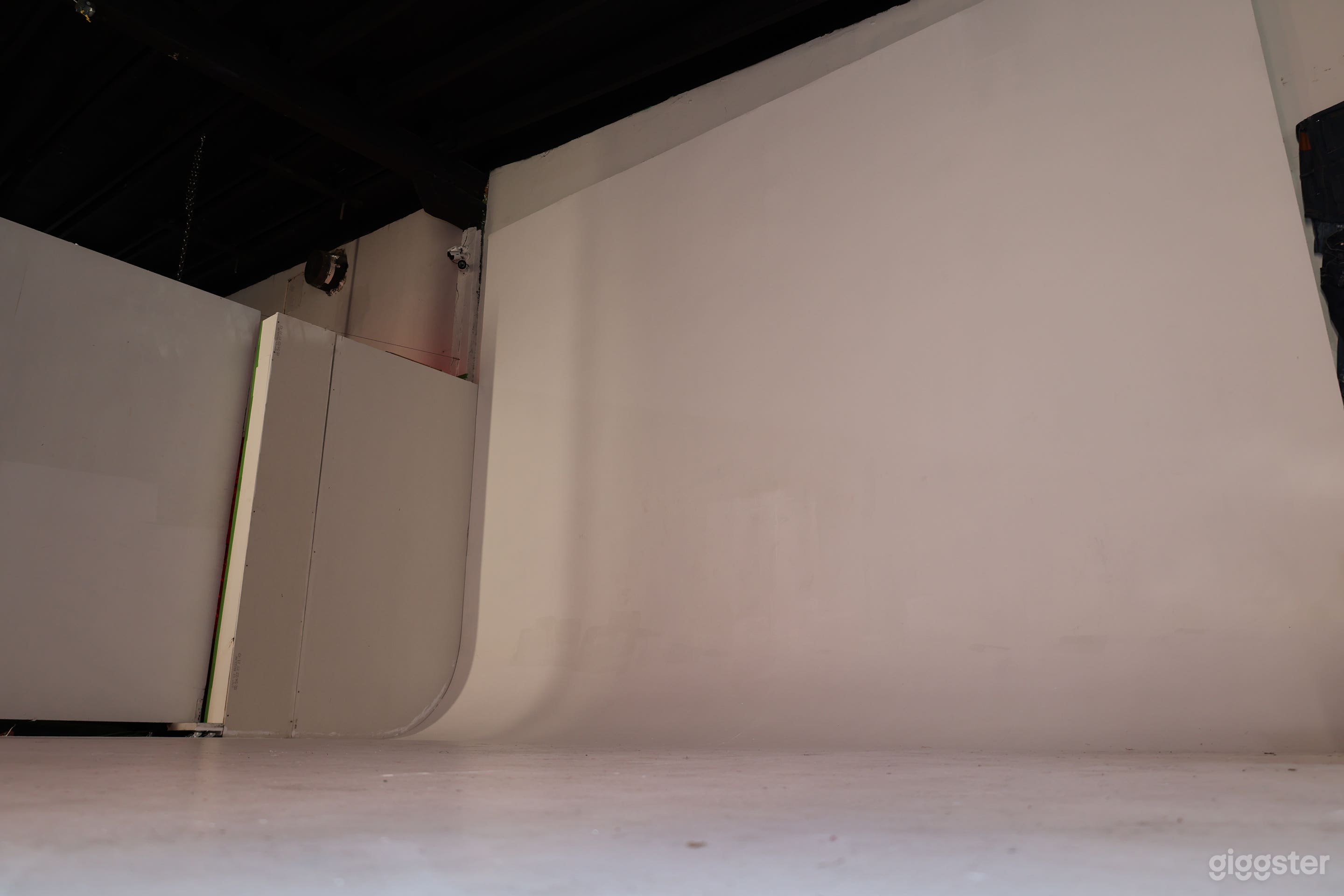 Cyc Wall Cyclorama  Photo 4