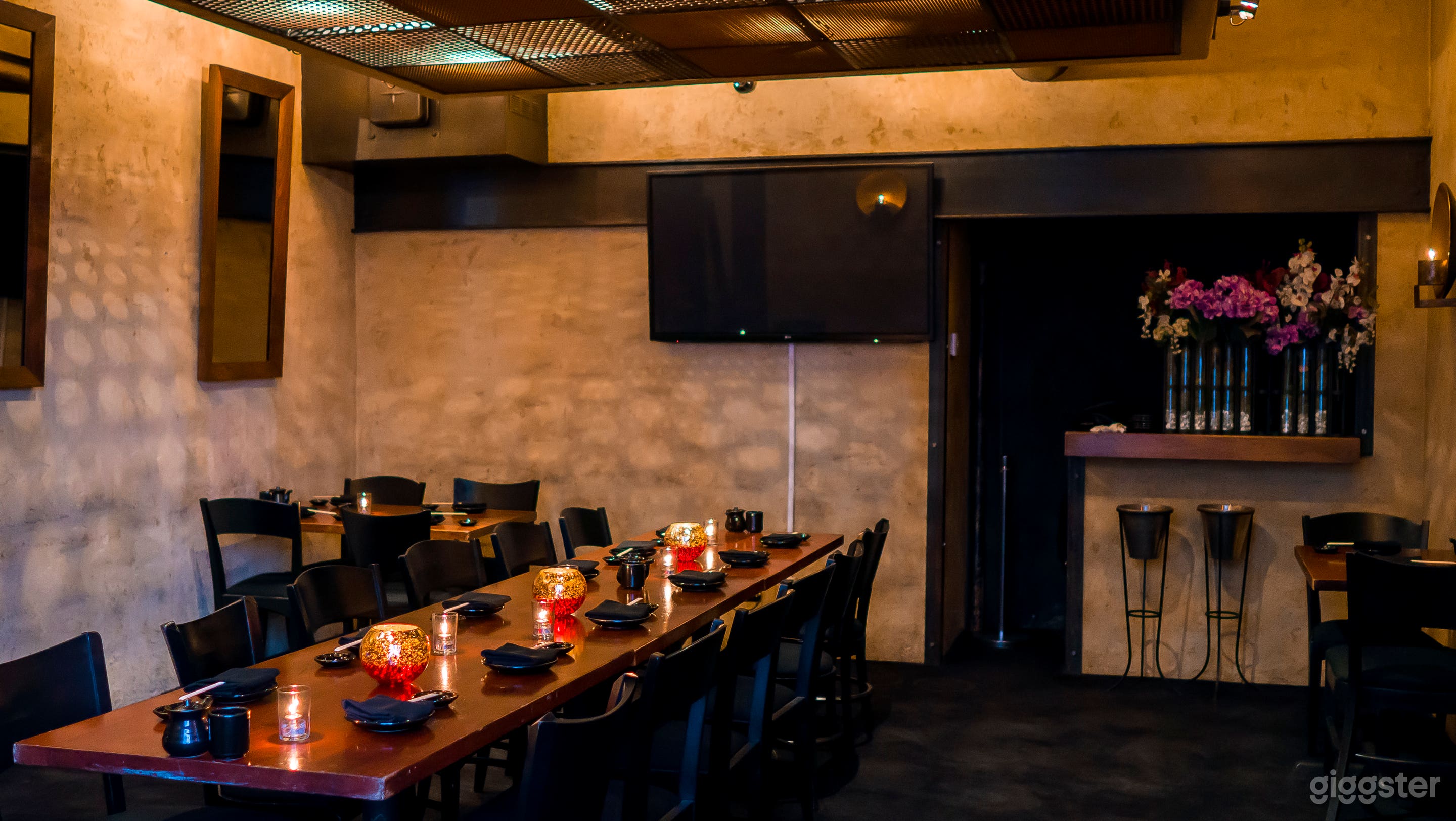 WeHo Patio Restaurant Photo 3