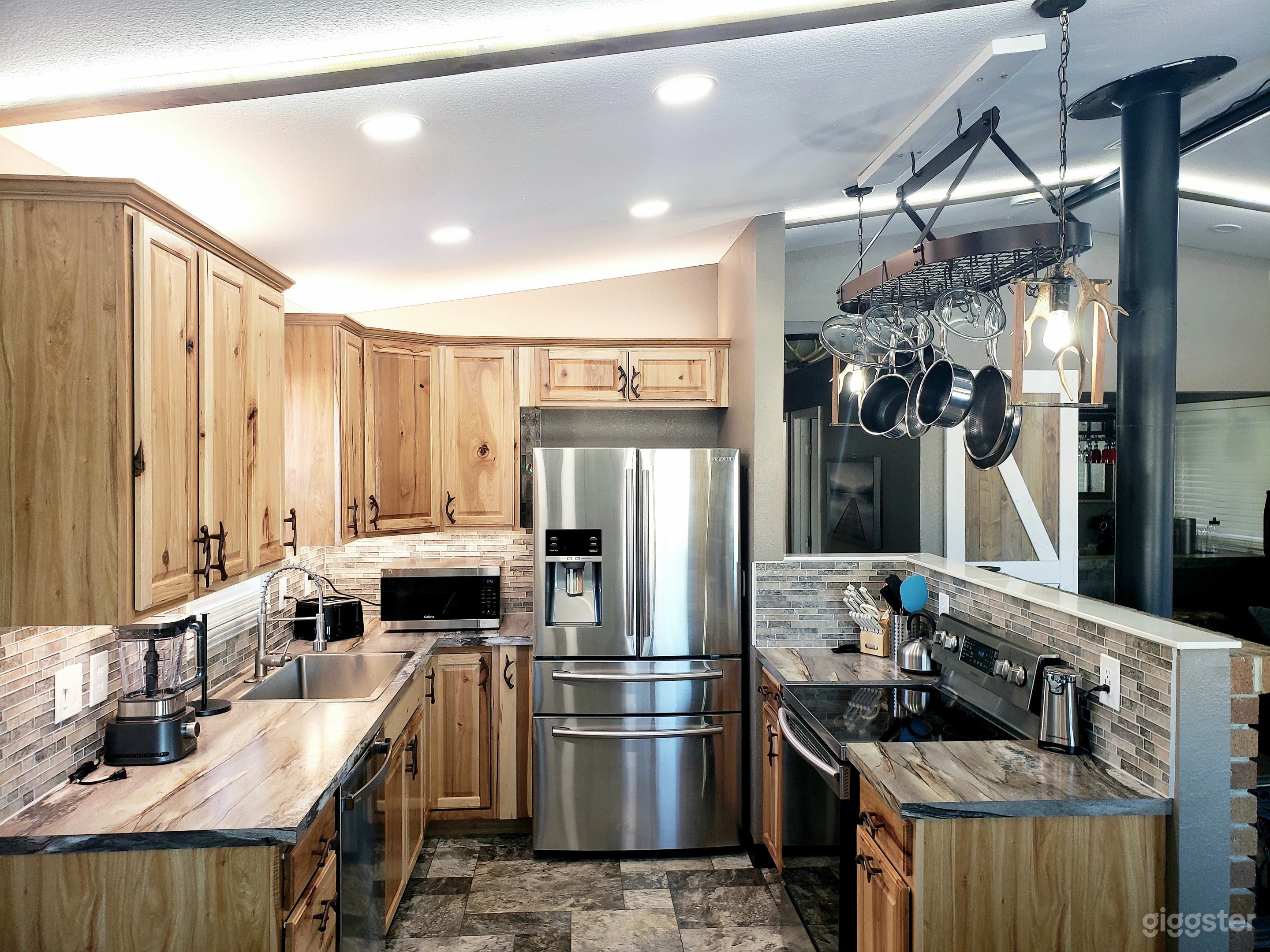 Caribou Flat: Wilderness addition w/Bar &amp; Firepit Photo 1