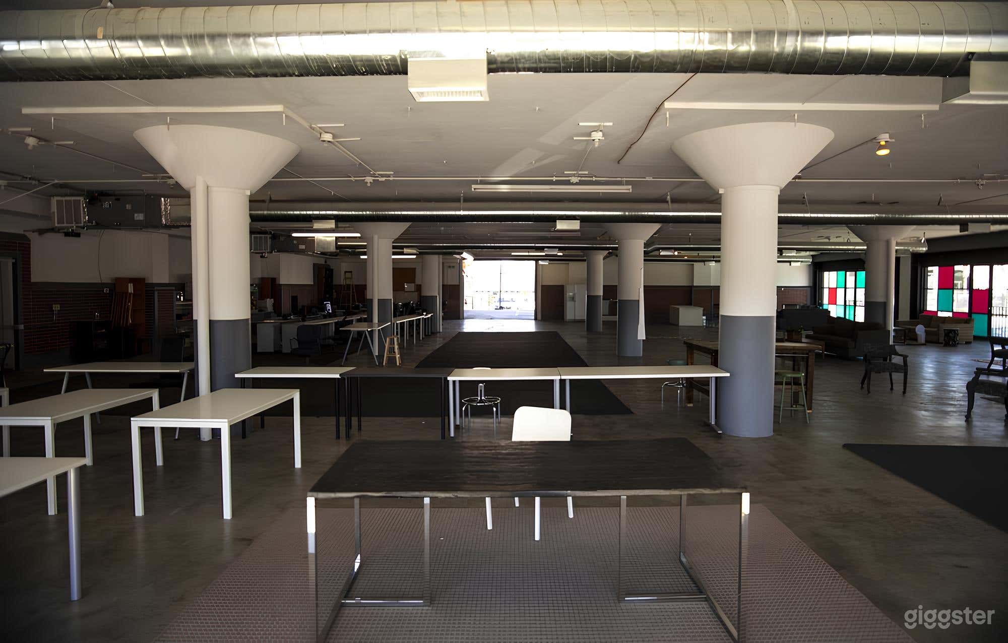 Newly Remodeled Window Space Photo 4