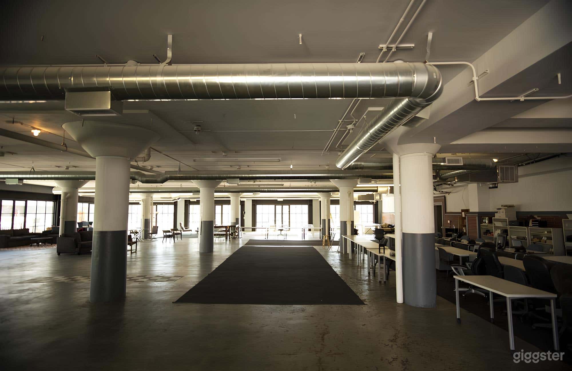 Newly Remodeled Window Space Photo 1