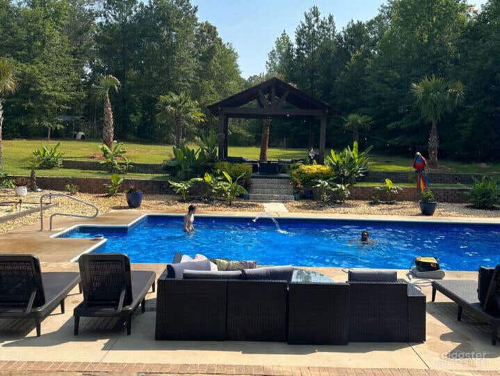 Tropical Oasis Pool at Chattahoochee Hills Estate Photo 4