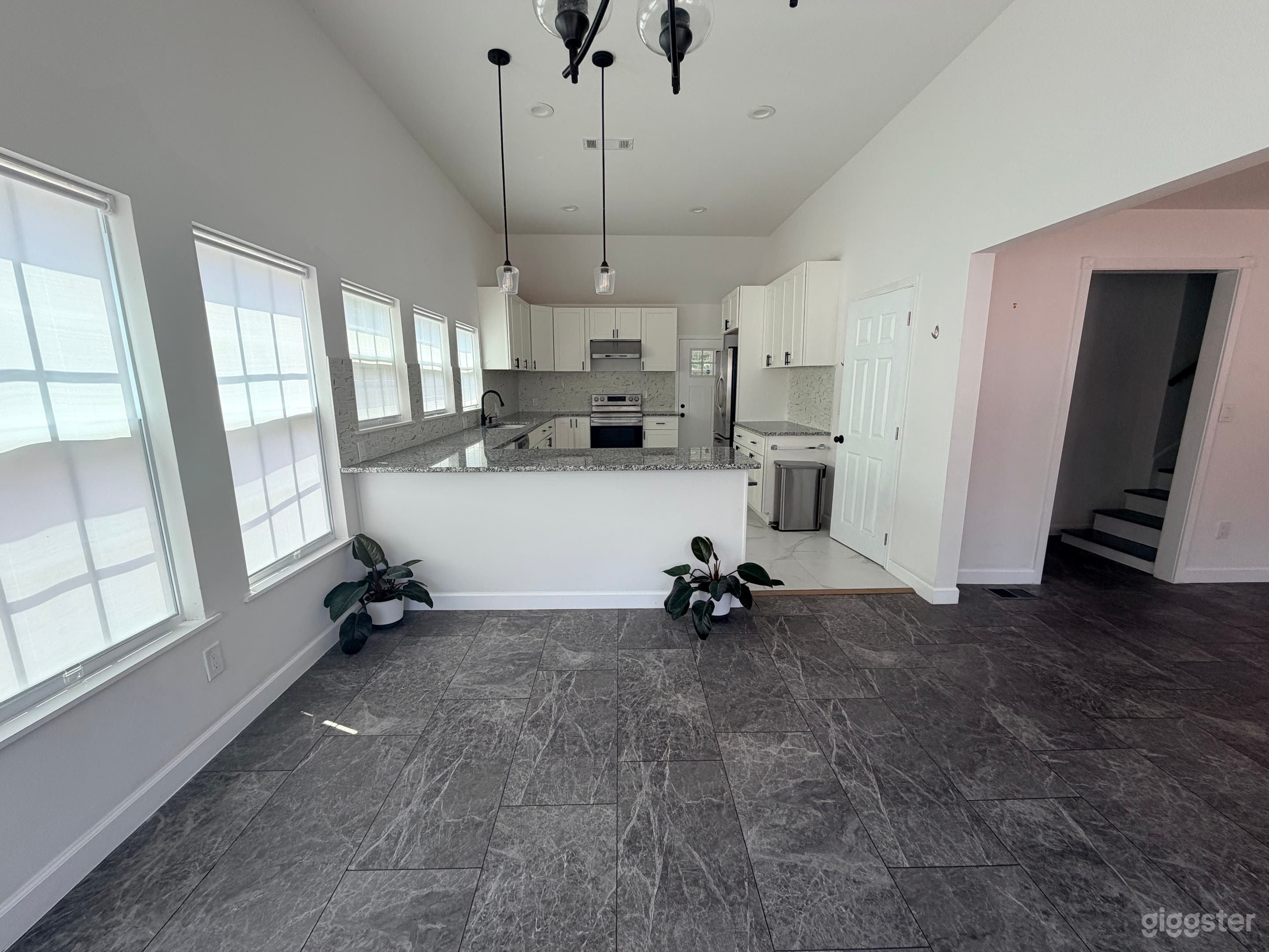 Modern Residential Event & Production Space in Atlanta Photo 3