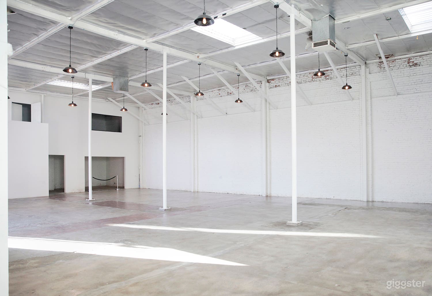 Warehouse Space in DTLA Photo 3