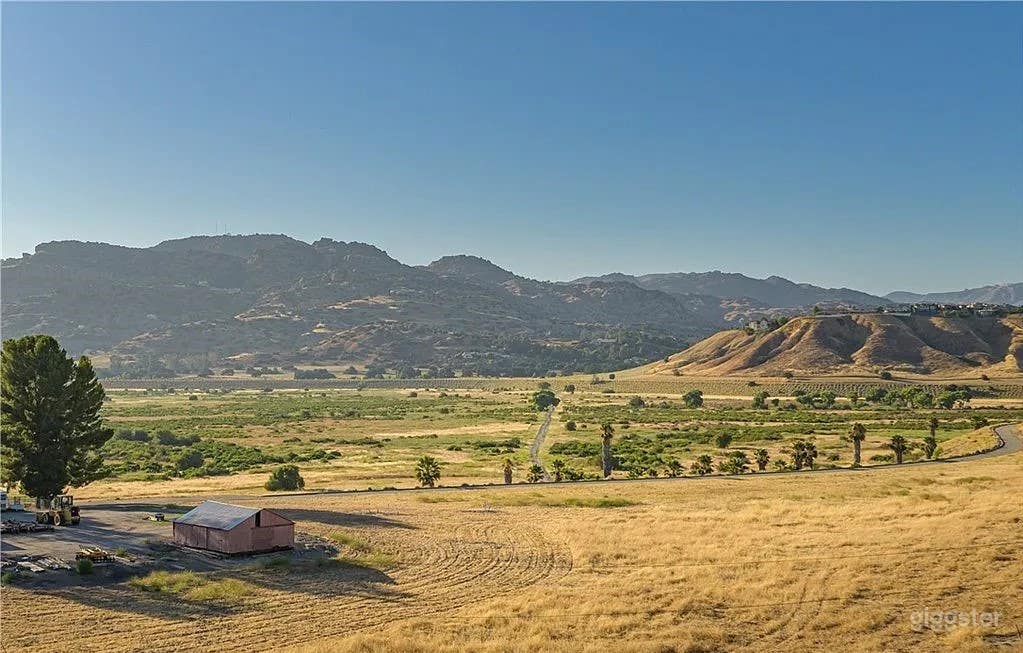 Valley Dreamhouse Photo 4