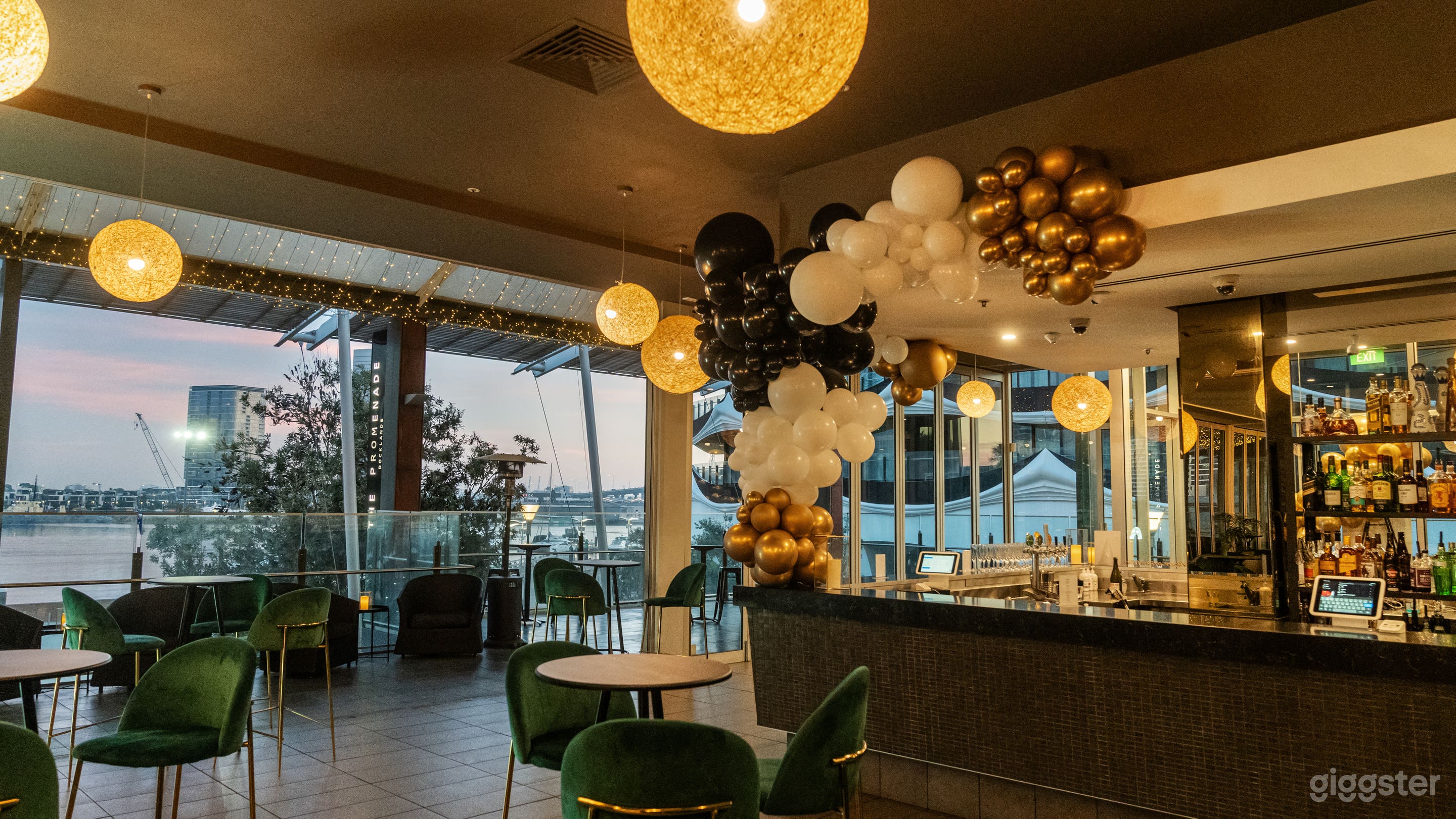 Versatile Waterfront Private Venue Photo 4