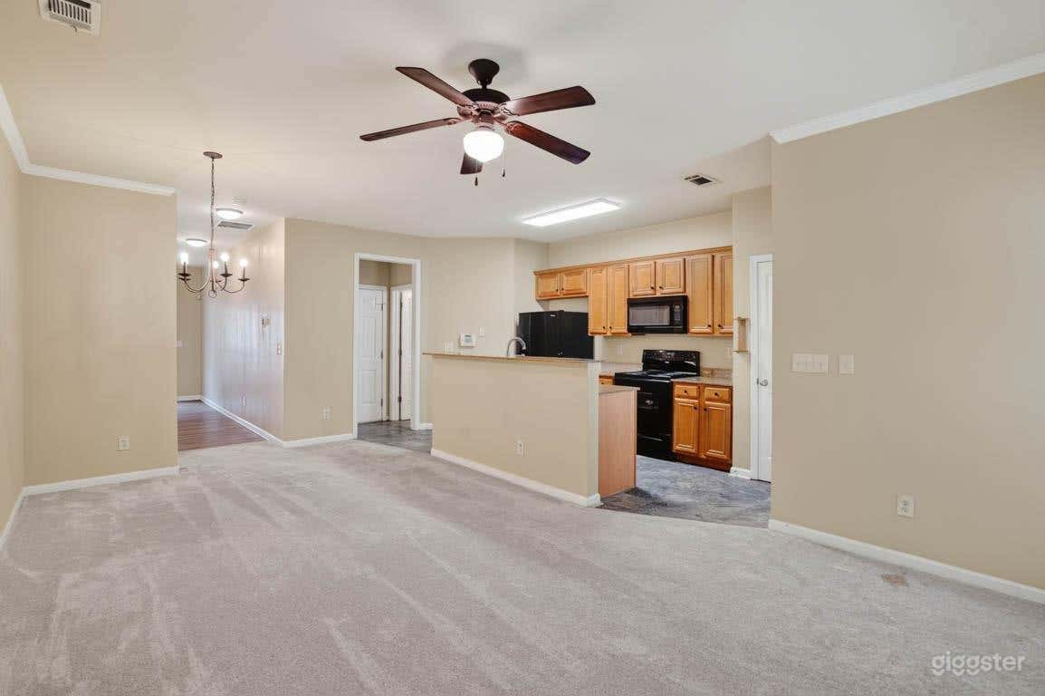 7-Scene Two-Story Atlanta Townhome | Film + Content + Photo Photo 2