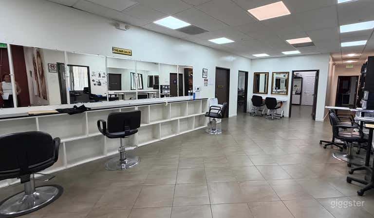  Hair Salon Training Room 