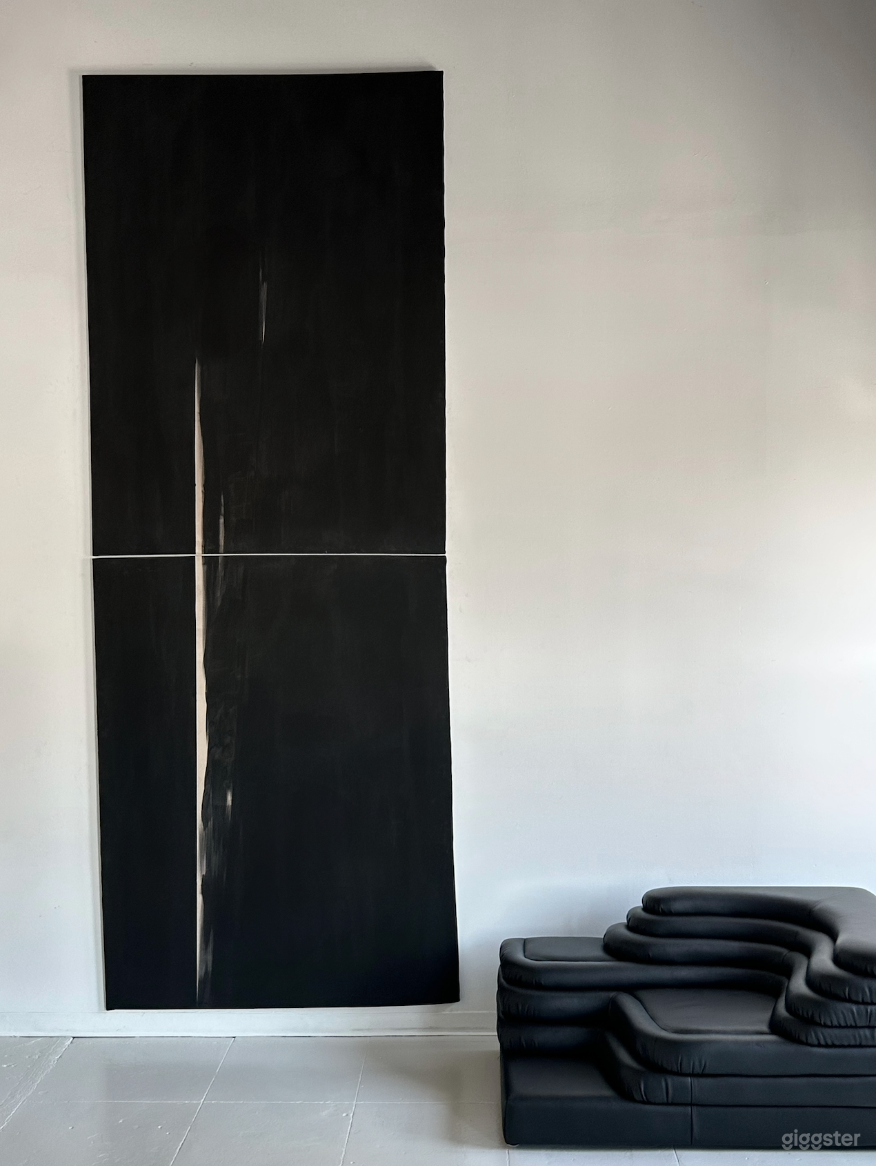 New York Style High Ceiling Studio natural light Photo 3