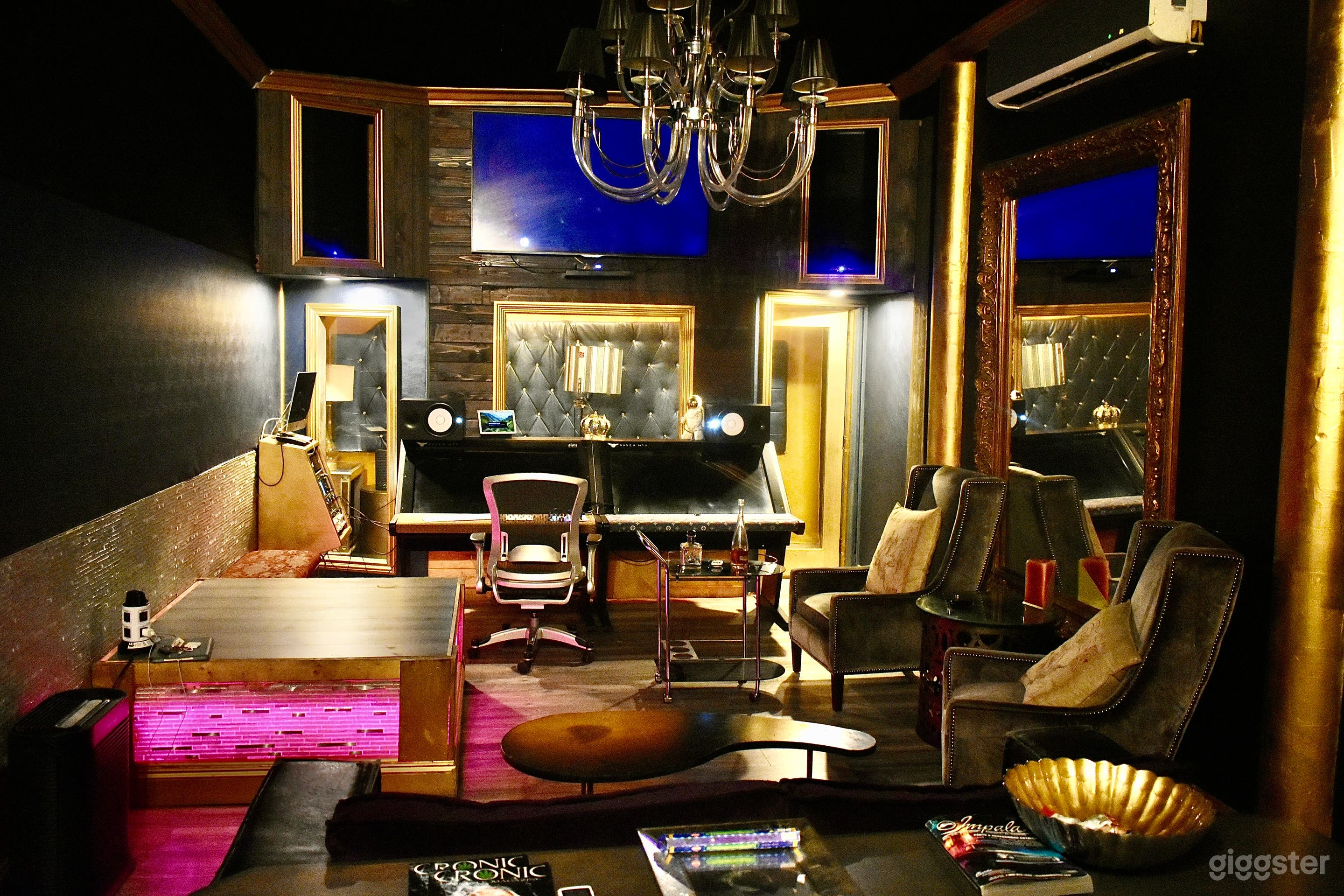 Luxurious Hollywood Recording Studio   Photo 2
