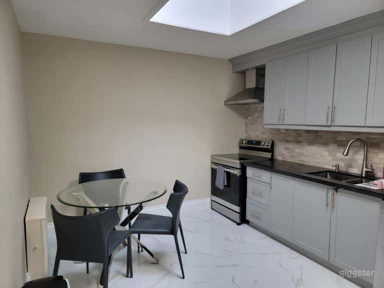  Toronto Home For Production 