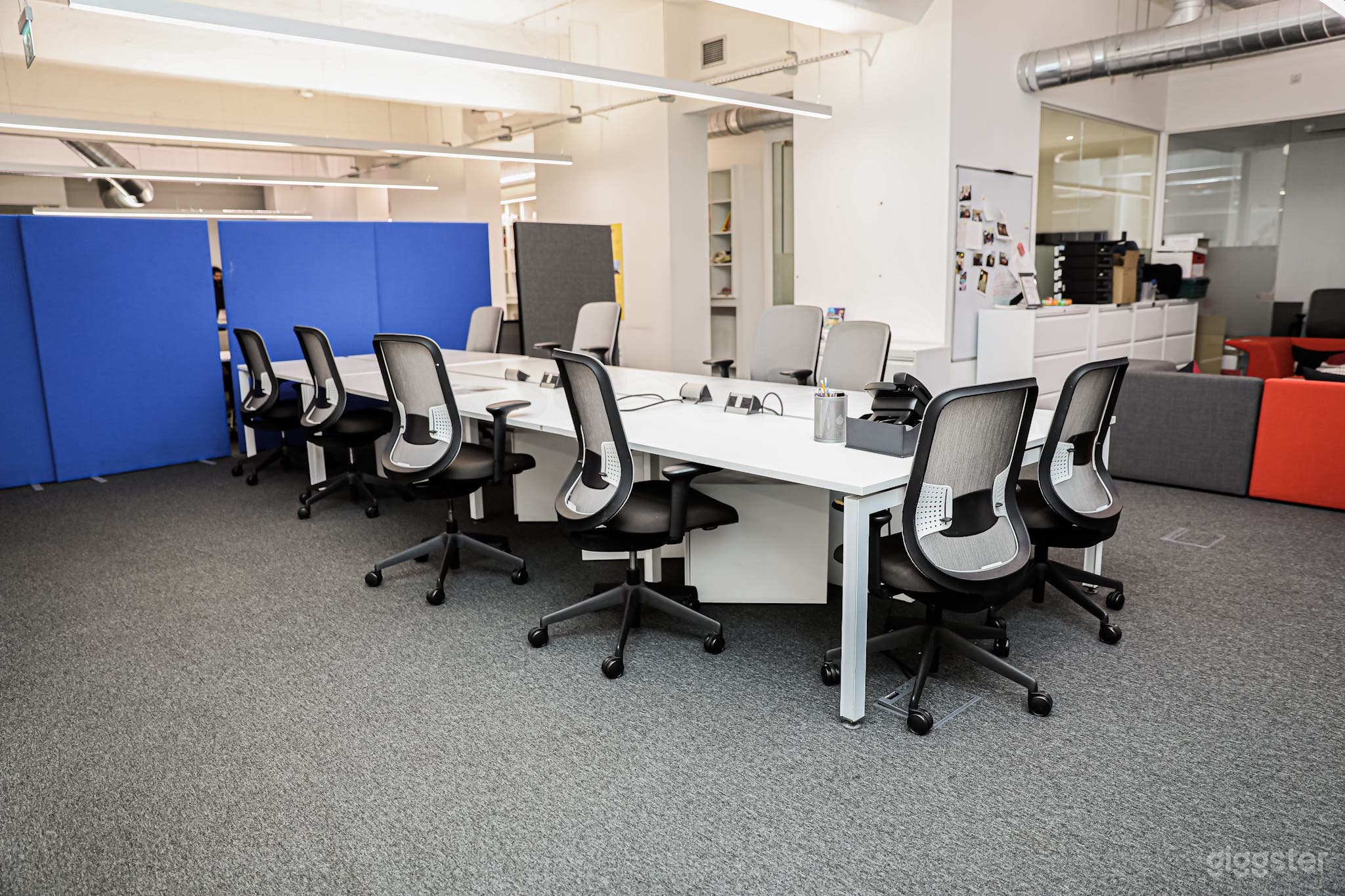 Whole Workspace Hire Photo 2