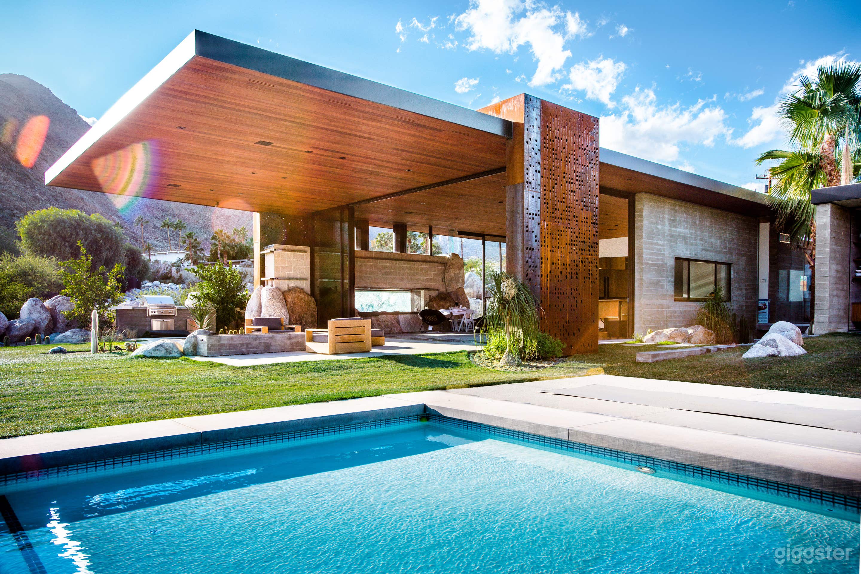 Desert of Love Photo 1