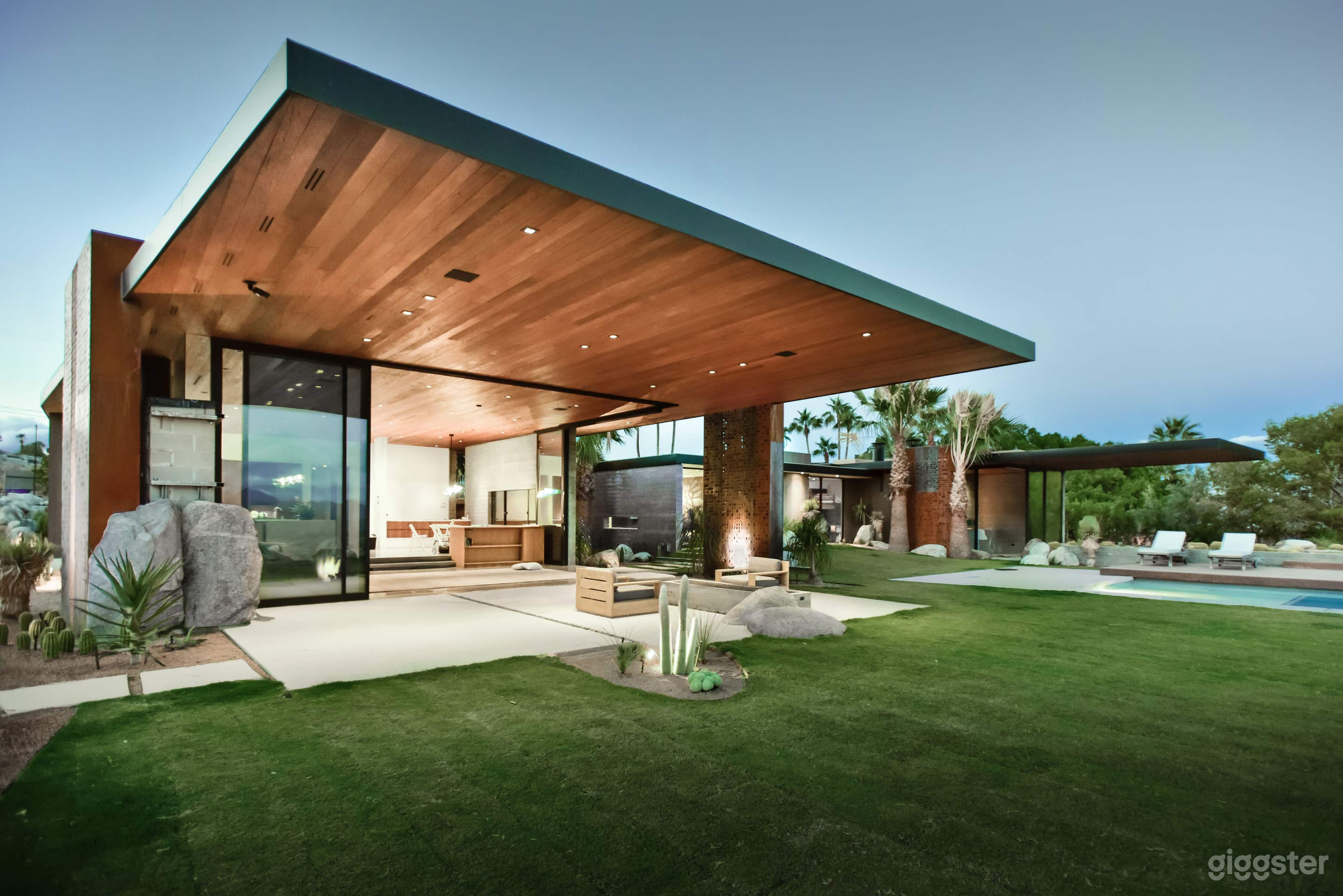 Desert of Love Photo 2