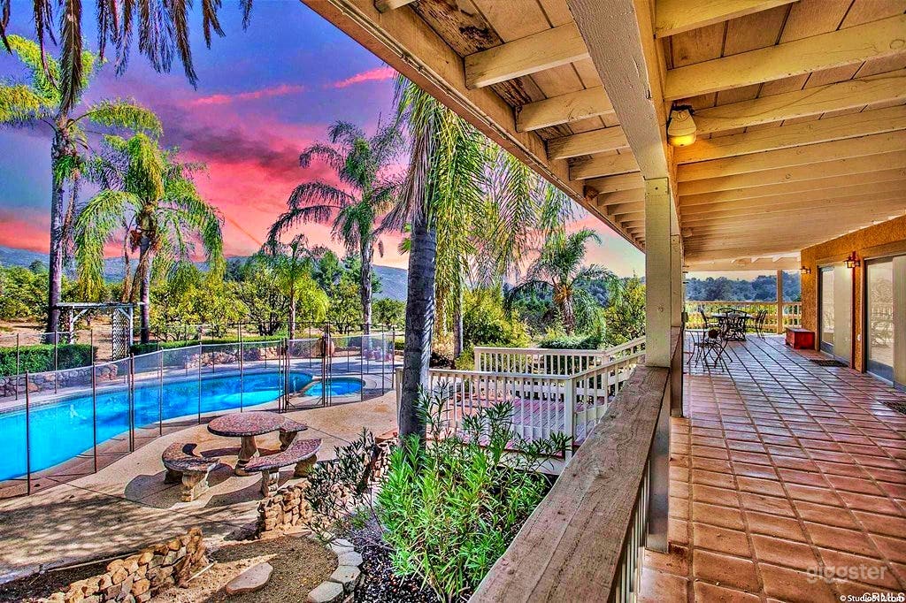 Tranquil Pool, Spa with Stunning Mountain View  Photo 3