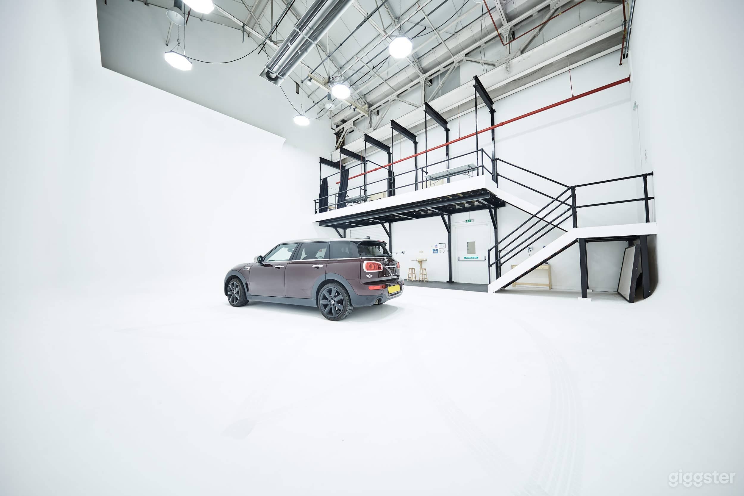 Photography, Fashion Show Studio  Photo 3