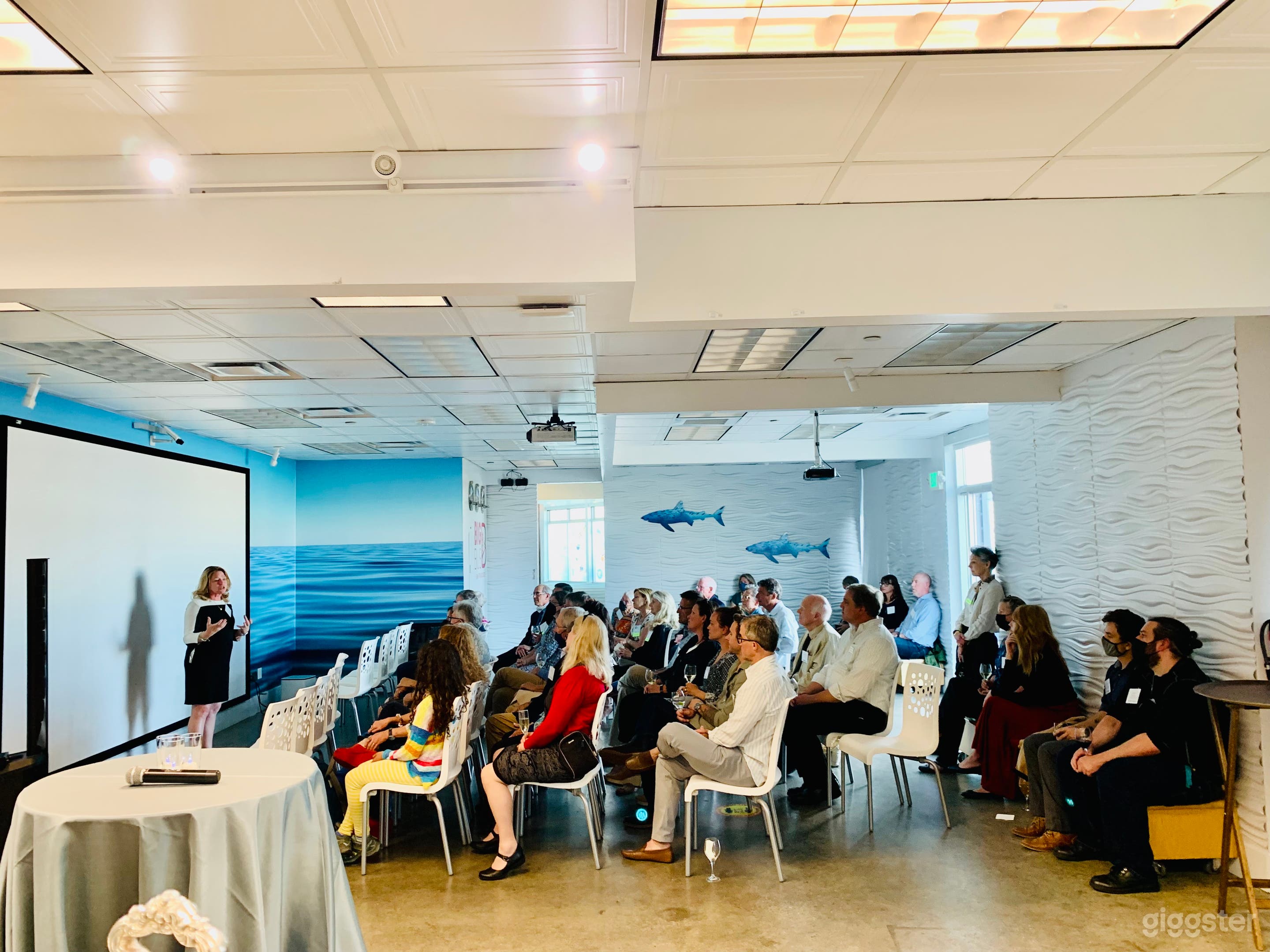 Farallon Room Photo 1