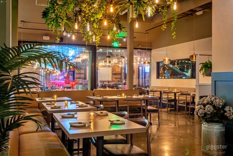  Modern Korean Restaurant with Bar  