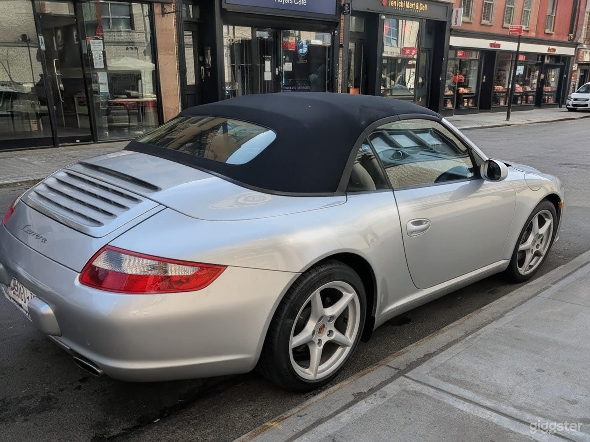 Classic Silver 2007 Porsche 911 Convertible (997) Photo 2