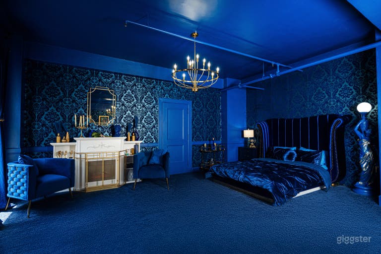  Royal Blue Luxury Room  