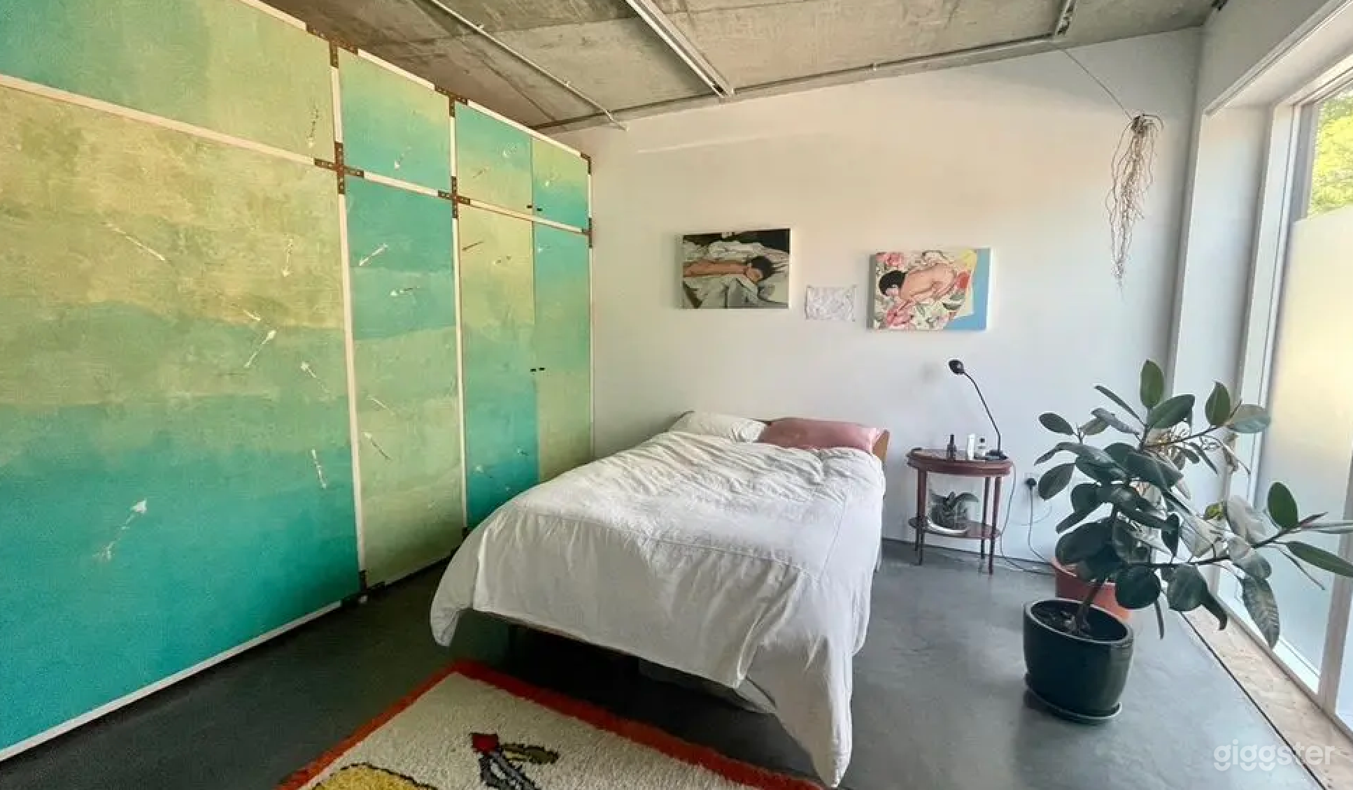 All In One Commercial Space, Studio and Flat Photo 3