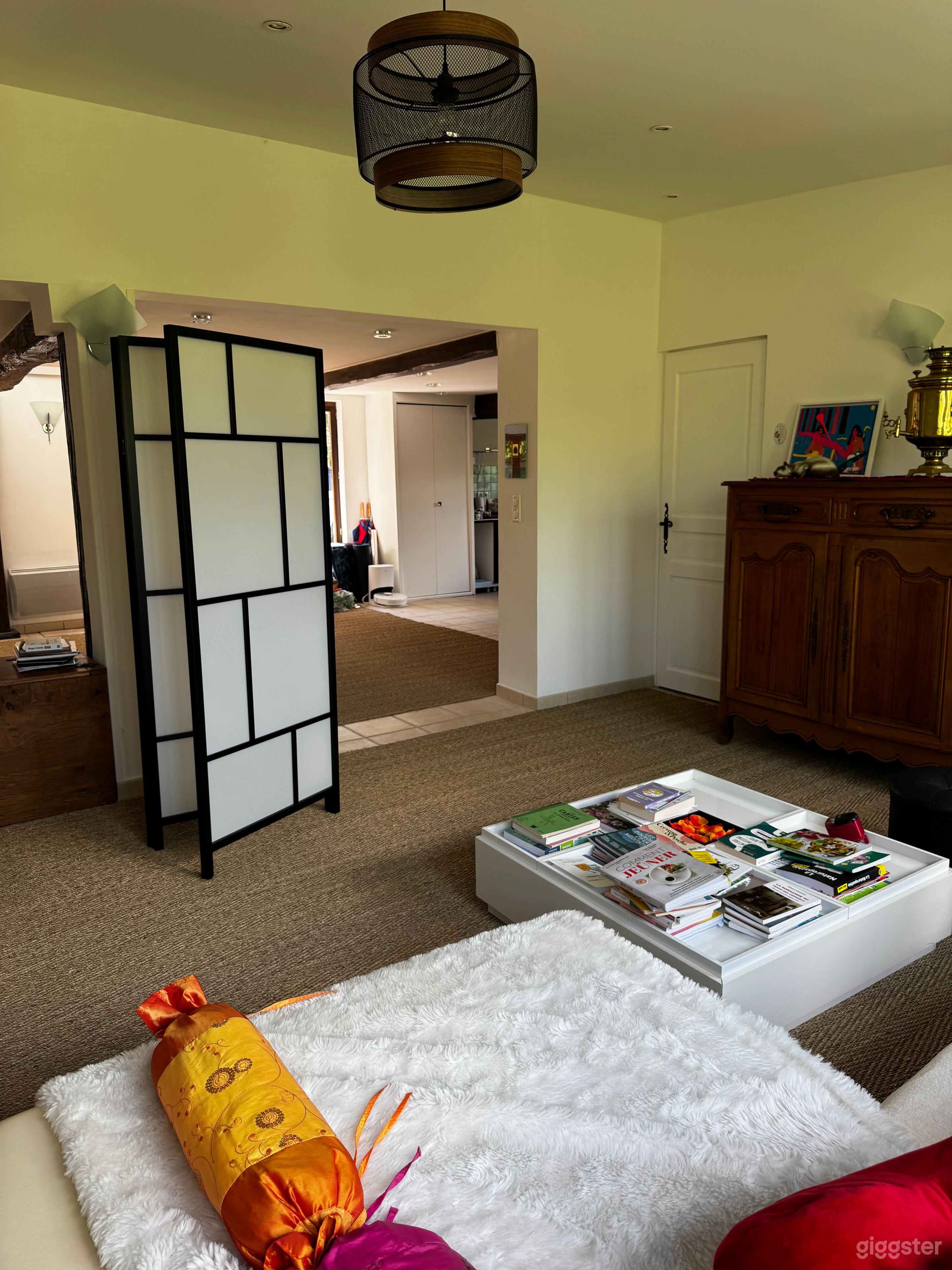 Photo de Loft chic avec piscine : 4 chambres et mezzanine moderne 4
