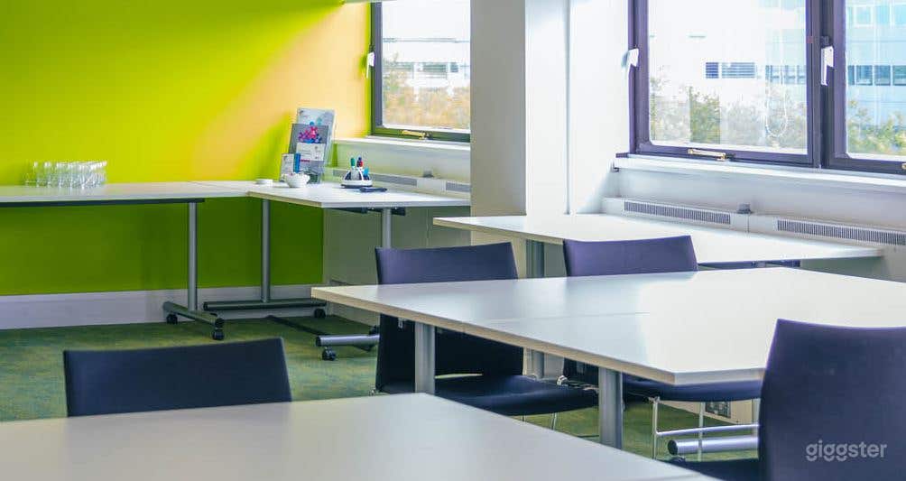 Witan Boardroom Good for 30 Persons Photo 2