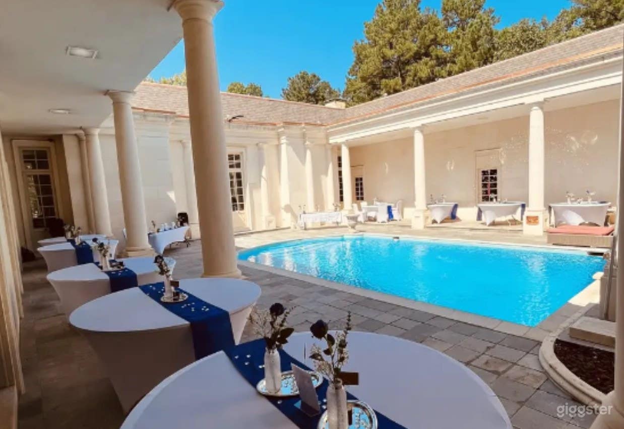 Rustic Pool Courtyard in Atlanta Photo 1