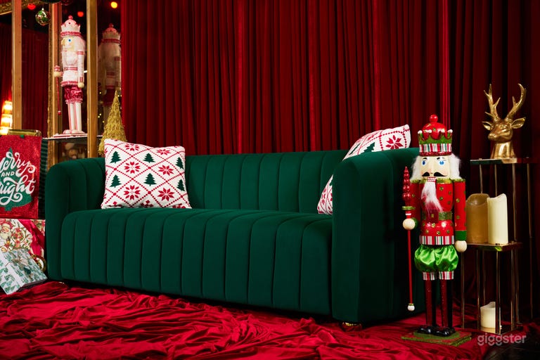  6 Christmas Holiday Photo Sets – All-In-One 