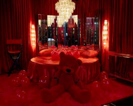  The Red  LOFT 1500sf  