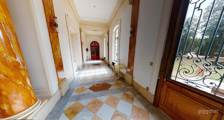  Castle Ground Floor + First Floor 
