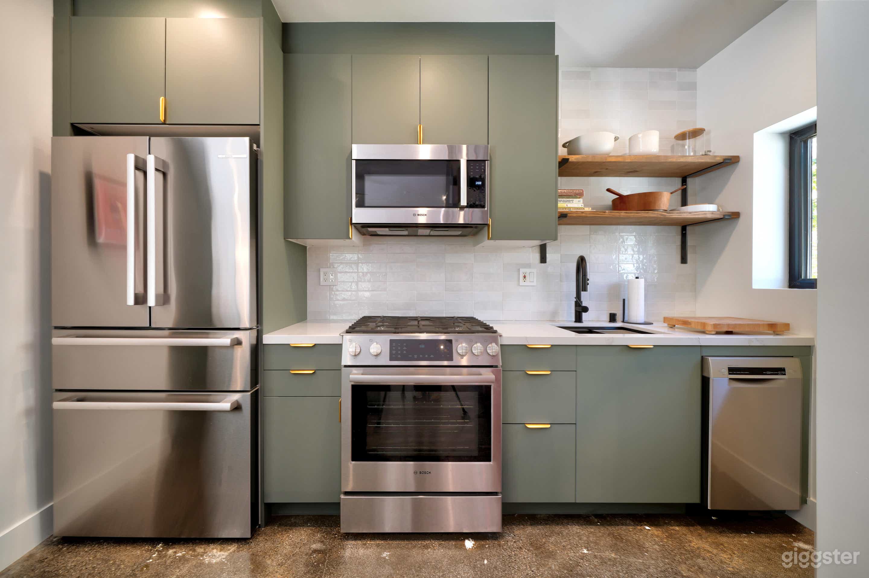 MALIBU CANYON VILLA W/ ROOFTOP &amp; EPIC VIEWS Photo 4