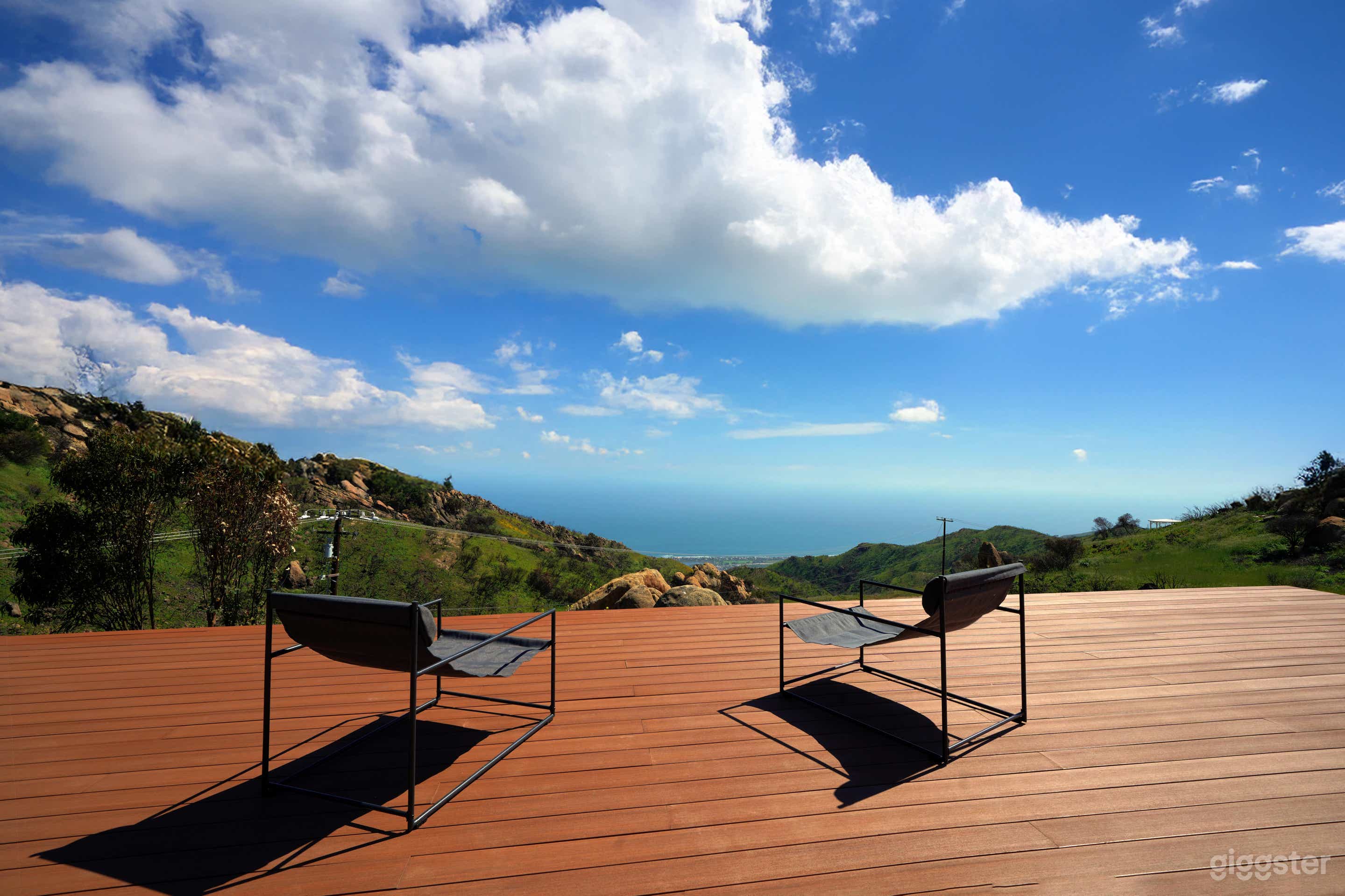 MALIBU CANYON VILLA W/ ROOFTOP &amp; EPIC VIEWS Photo 3