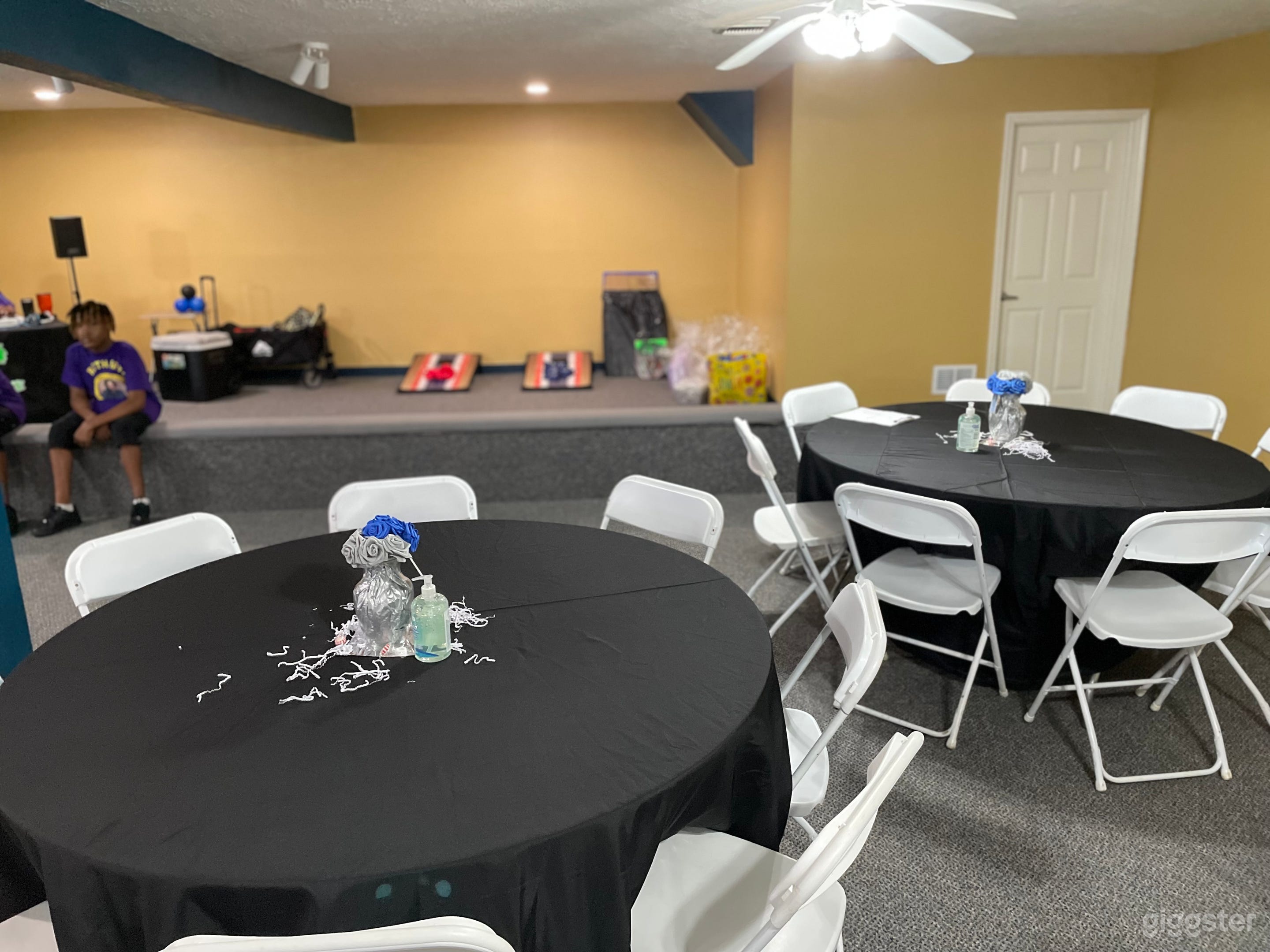 Spacious 2,500sqft Multipurpose Venue with Kitchen | Parking Photo 3