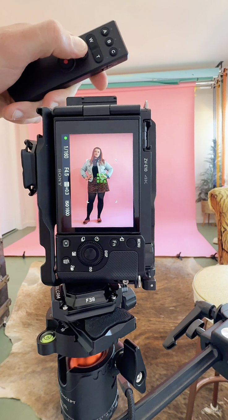 Natural Light Studio | Portraits, Branding, Small Shoots Photo 4