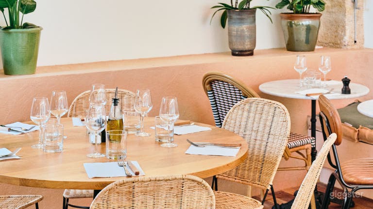  Eleganter Restaurantort für private Veranstaltungen & Feiern 