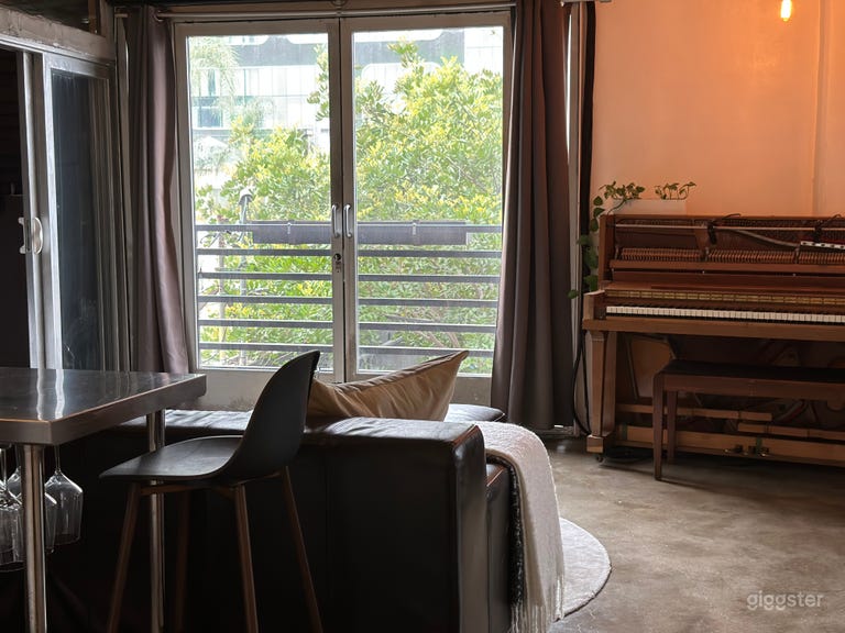  Hollywood's Best Kept Secret - Recording Studio 