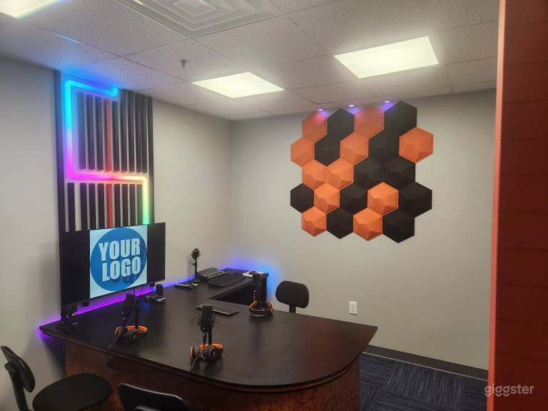  White Label Podcast Studio 